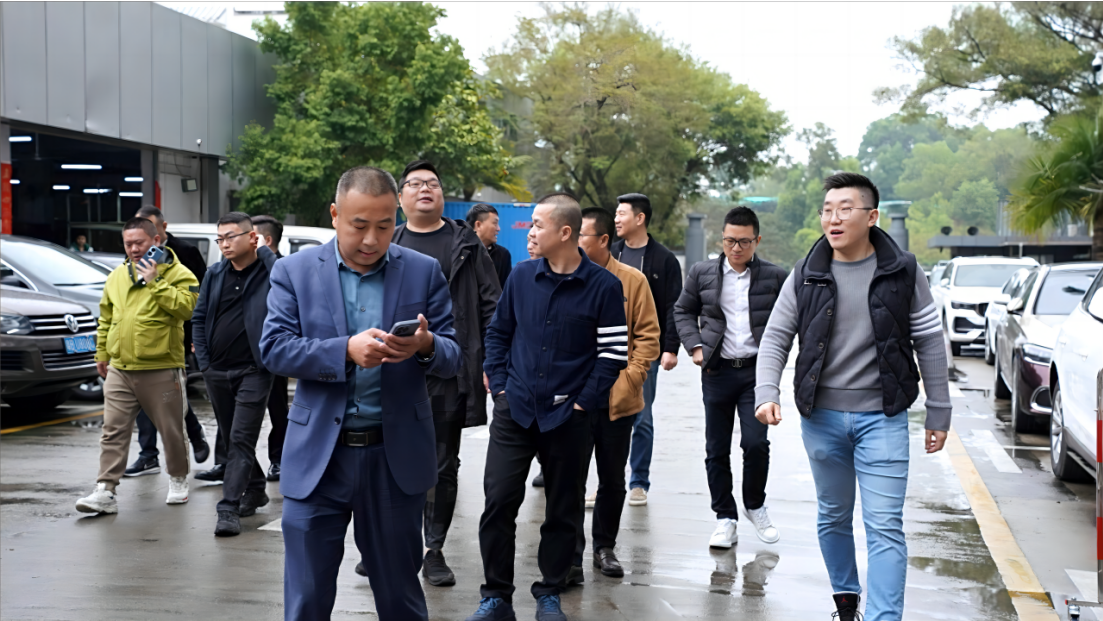交流互鉴促发展 多家企业走进创芯检测中心,零距离体验品牌魅力 交流互鉴促发展 多家企业走进创芯检测中心,零距离体验品牌魅力