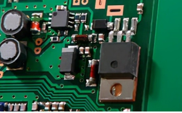 pcb板由哪些部分组成?如何判断好坏? pcb板由哪些部分组成?如何判断好坏?